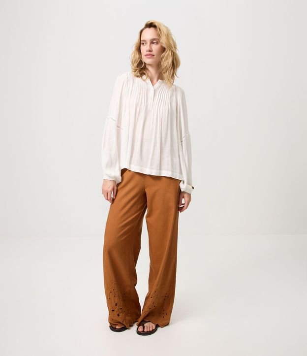 Blusa en Viscosa con Entremedios y Mangas Abullonadas 2