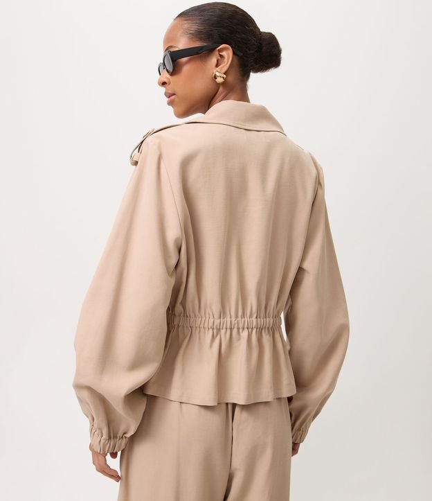 Campera Leve en Viscosa con Elástico en la Cintura 4