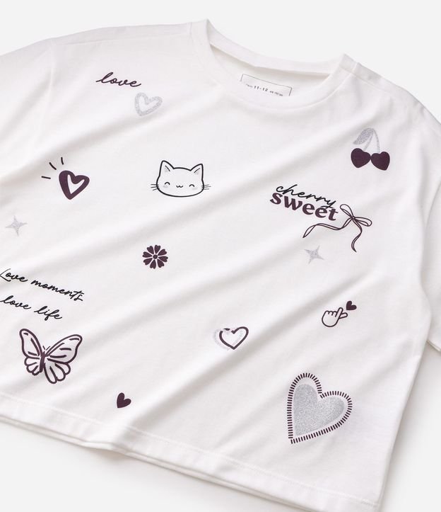 Remera Cropped Relaxed en Algodón con Estampado Doodle - Talle 5 a 16 años 5