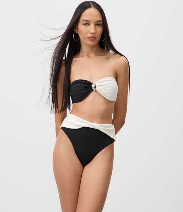 Bikini Bombacha Hot Pant en Microfibra con Estampado Color Block 1