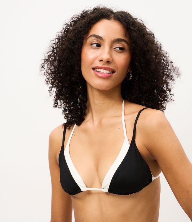 Bikini Top Triangular Fruncido Doble en Microfibra con Bies Contrastante 1