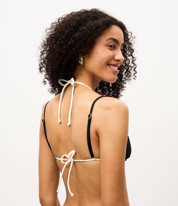 Bikini Top Triangular Fruncido Doble en Microfibra con Bies Contrastante 4