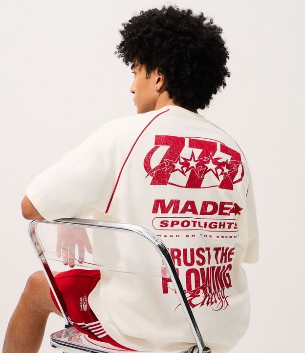 Remera Oversized en Algodón con Lettering Made Spotlights 1