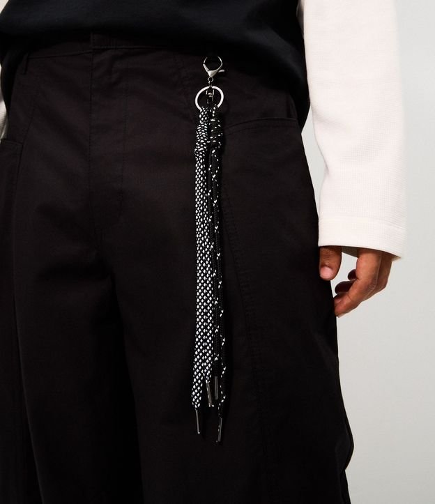 Pantalón Baggy Balloon Sarga con Llavero 3