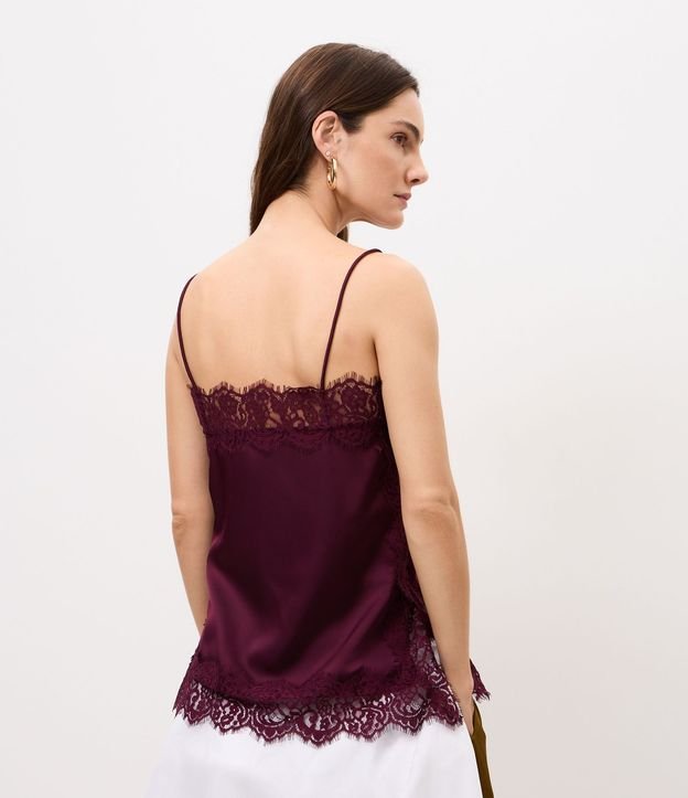 Blusa Satinada con Escote Cuadrado y Encaje Aplicado 4