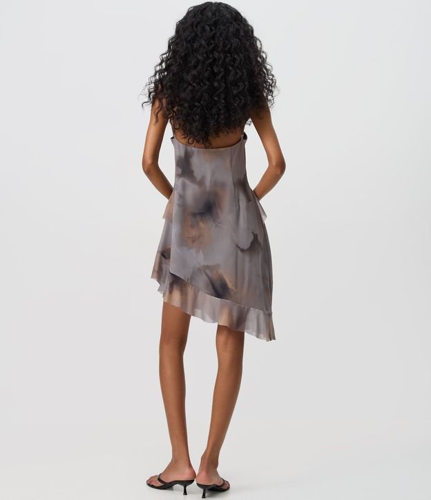 Vestido Asimétrico en Chiffon Estampa con Volados y Capas 4