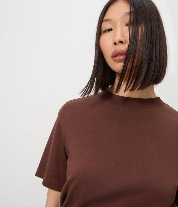 Remera T-Shirt en Suedine Básica 4