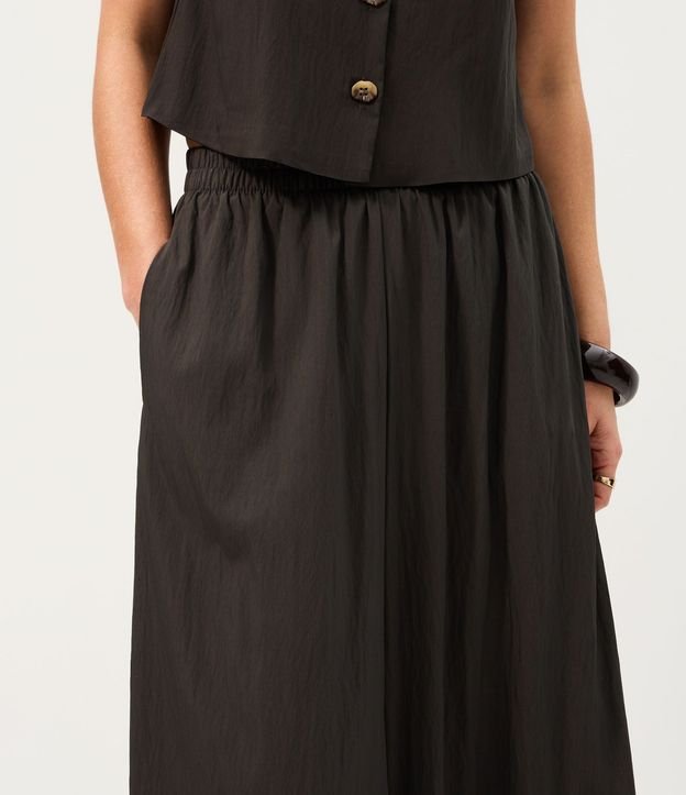Pantalón Amplio con Cintura Elástica 4