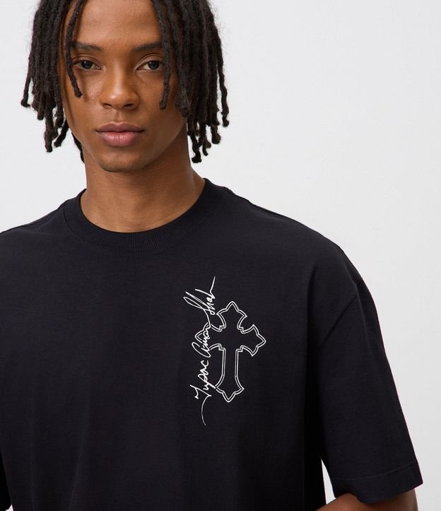 Remera Relaxed en Algodón con Estampado Tupac 3