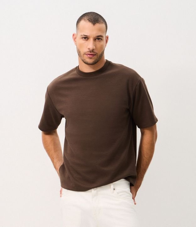 Remera Boxy en Suedine con Bordado en la Espalda 4