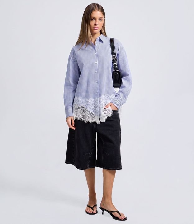 Camisa Oversize de Tricoline con Rayas y Detalle de Renda 2
