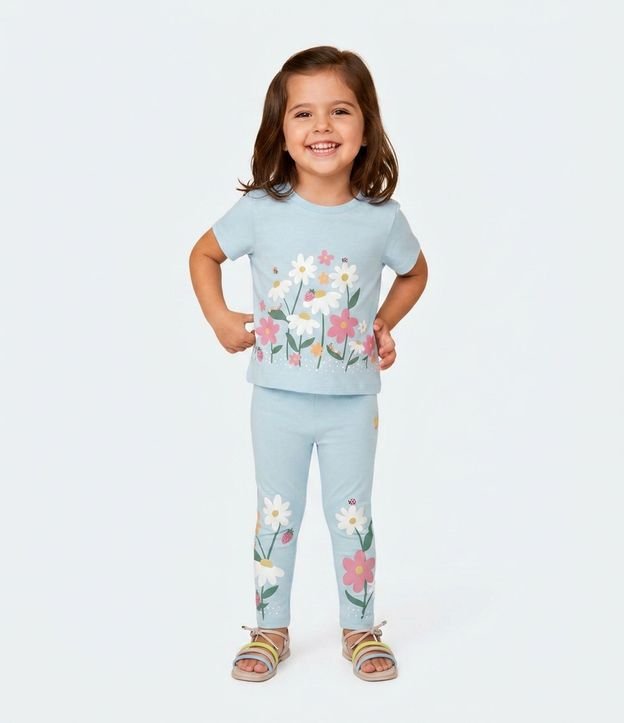 Remera Slim en Algodón con Estampa de Floral Infantil - Talle 1 a 6 años