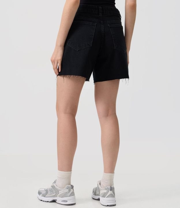 Short Midi en Jeans con Cintura Mediana y Tachuelas 5