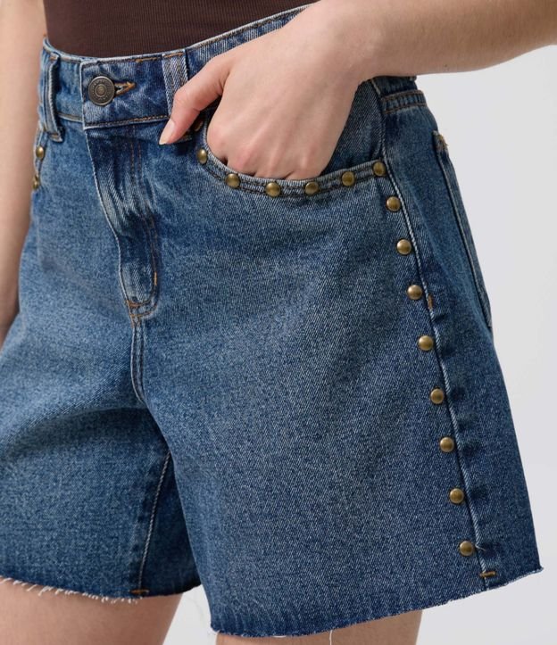 Short Midi en Jeans con Cintura Mediana y Tachuelas 4