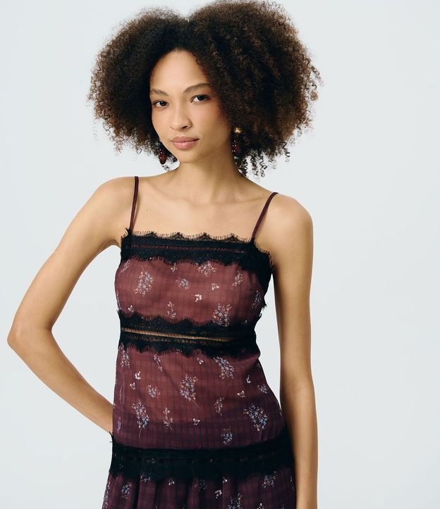 Blusa de Bretel Fino en Viscolino Floral con Encaje