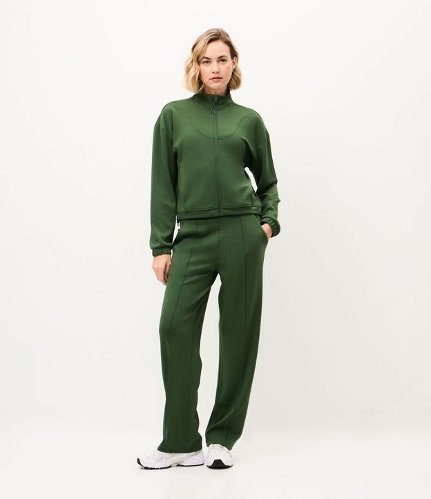 Campera Deportiva en Viscosa con Cuello Alto y Ajuste en el Bajo 2