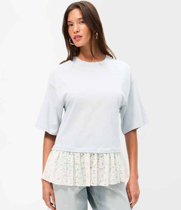 Remera Overboxy en Algodón con Bajo de Encaje 3