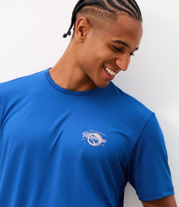 Remera Dry Deportiva con Lettering Heritage