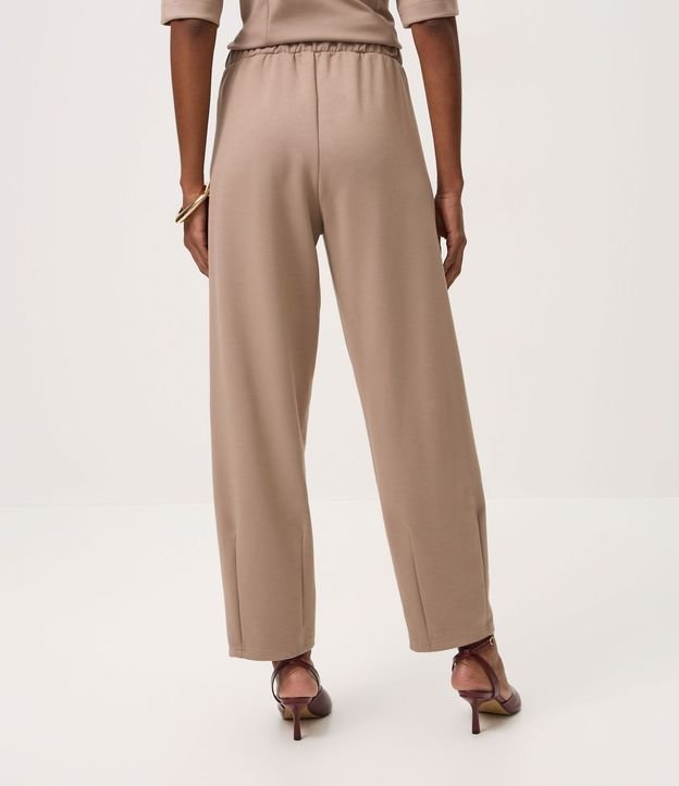 Pantalón Cocoon con Pliegues Delanteros 5