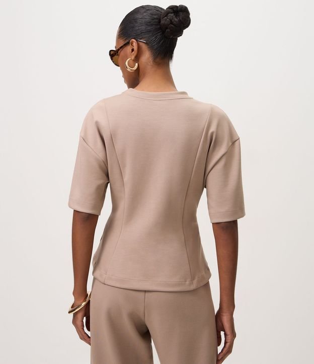 Blusa Peplum en Modal con Recortes Estructurados 4