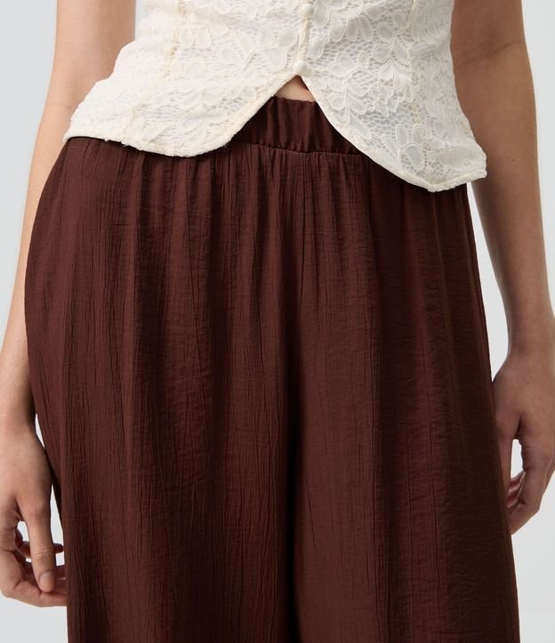 Pantalón Bloomer en Viscosa Crinkle con Bajo Rendada 4