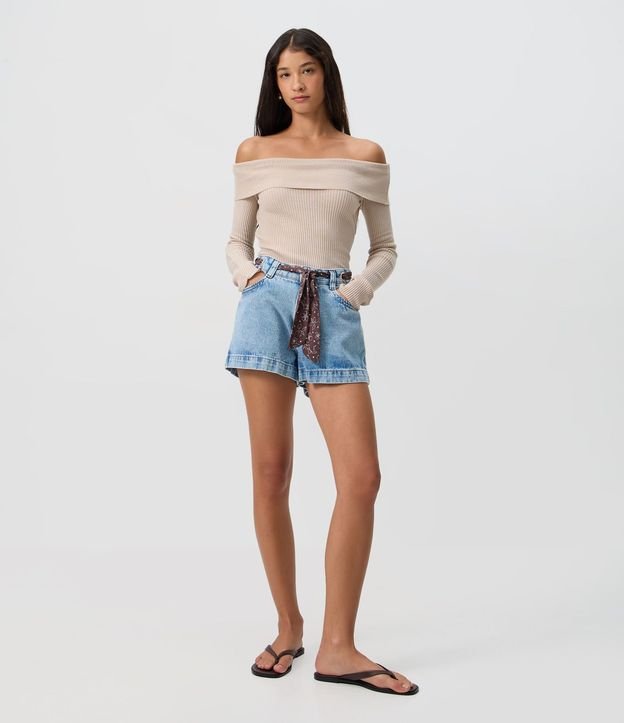 Short en Jeans con Cintura Alta Pañuelo y Ojale