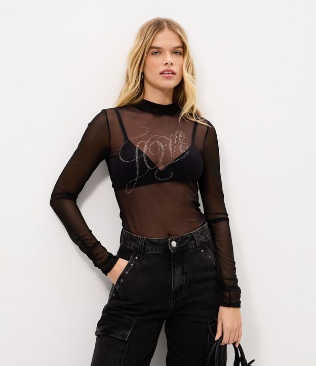 Blusa Manga Larga en Tule con Aplicación Brillosa en Lettering Love