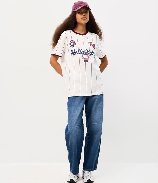 Remera en Algodón con Estampado Hello Kitty Baseball con Rayas 2