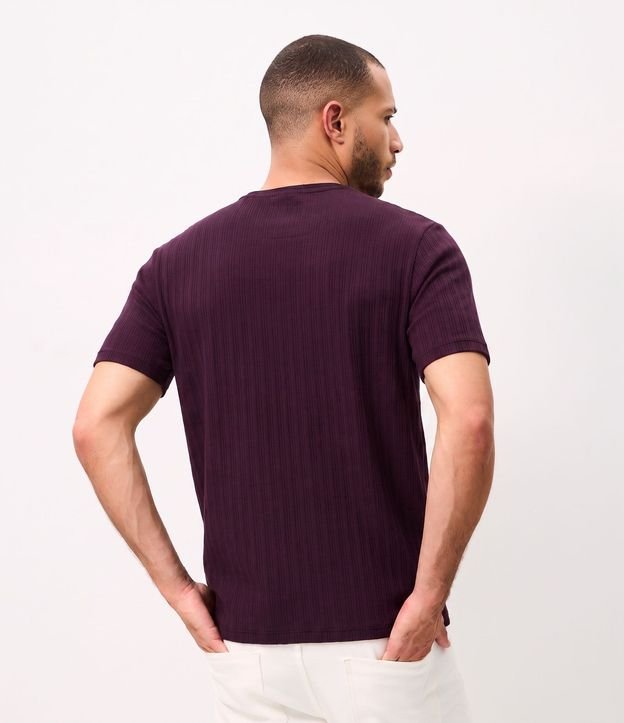 Remera Regular en Algodón Texturizada Henley con Botones 2