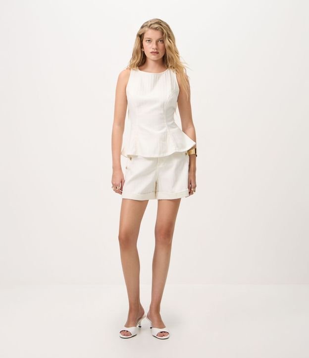 Blusa Peplum en Sarga con Escote Redondo 2