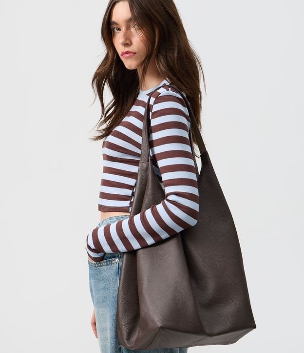 Cartera Hobo Grande en Cuero con Cierre por Mosquetón