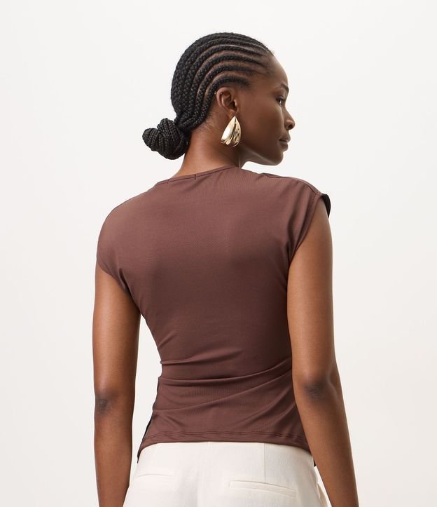 Blusa Traspasada con Adorno Metalizado 4