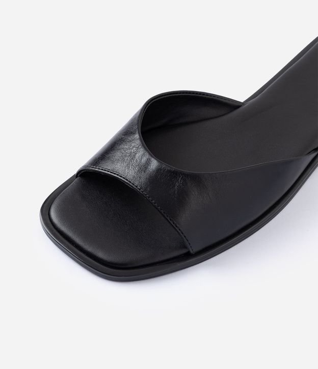 Sandalia Mule en Cuero con Punta Cuadrada 7