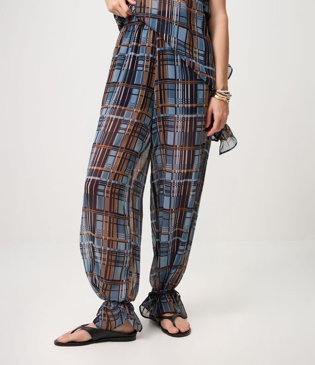 Pantalón en Chiffon de Cuadros con Lazo en el Bajo 3