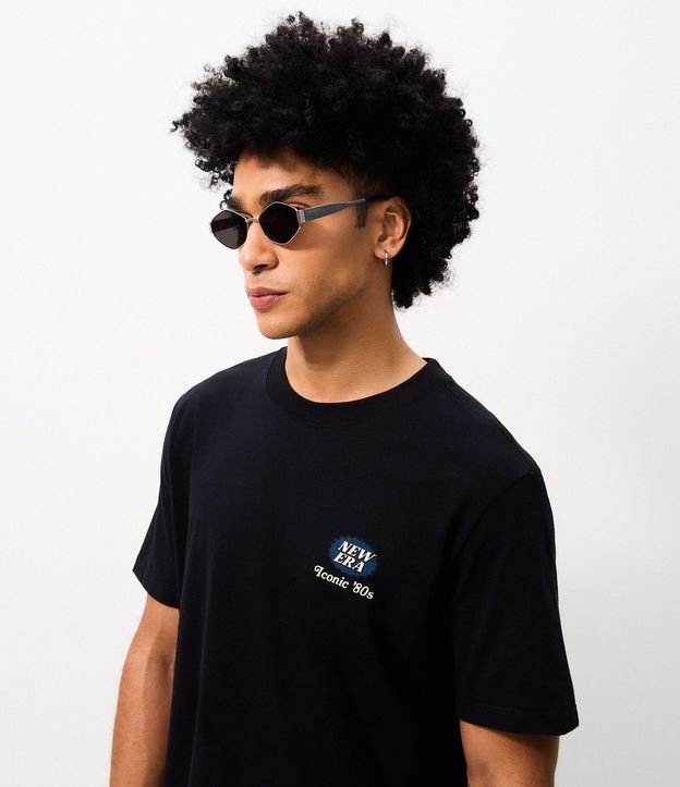 Remera Comfort en Algodón con Estampado de Carro 3