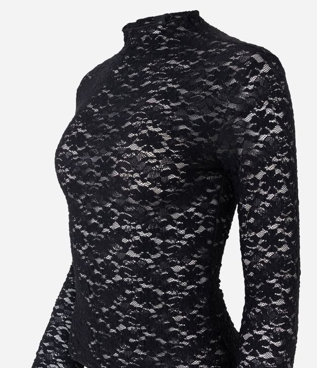 Blusa Segunda Piel en Encaje con Cuello Alto 6