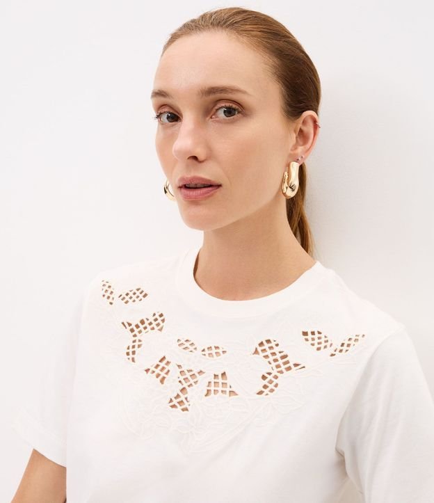 Blusa en Algodón con Bordado Richelieu 3