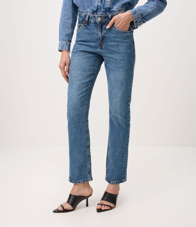 Pantalón Recto en Jeans Premium con Cintura Mediana 3