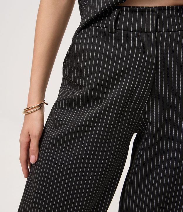 Pantalón Barrel con Estampado Raya de Tiza 4