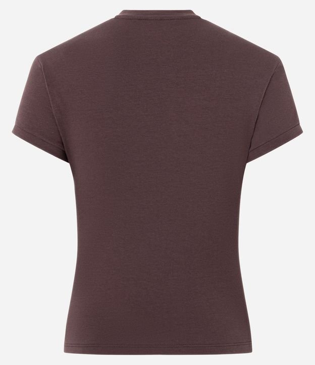 Remera Baby Tee con Aplicación de Brillos en Sol Místico 7