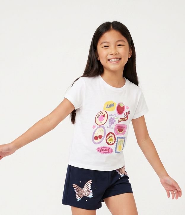 Remera Infantil con Estampa Delantera de Frutas y Lettering - Talle 5 a 16 años
