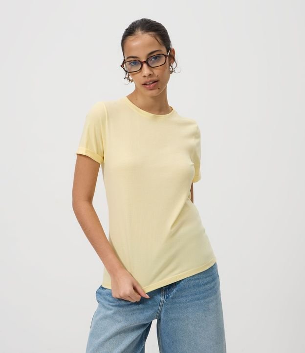 Remera en Media Malla con Manga Corta Doblada