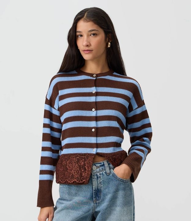 Cardigan en Punto Listrado con Detalle de Encaje en el Bajo