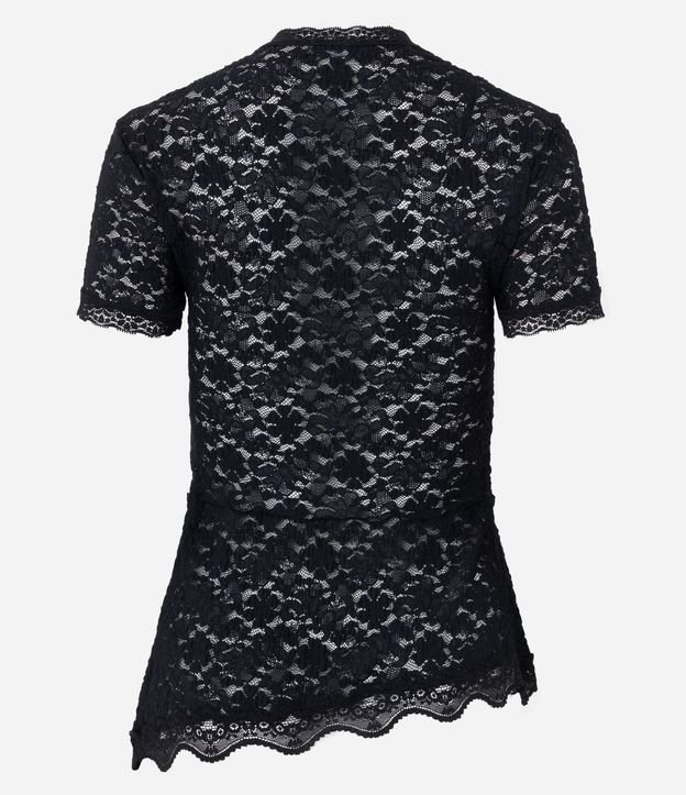 Blusa en Encaje con Bajo Asimétrico 3