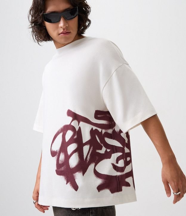 Remera Oversized en Algodón con Estampa Localizada