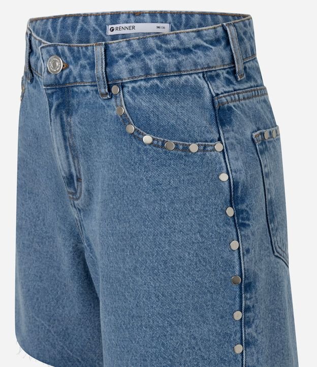 Short Midi en Jeans con Cintura Mediana y Tachuelas 2