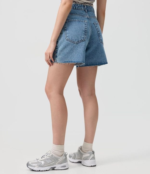 Short Midi en Jeans con Cintura Mediana y Tachuelas 5