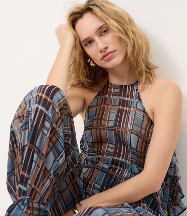 Blusa en Chiffon de Cuadros con Breteles Finos y Volados Laterales 5