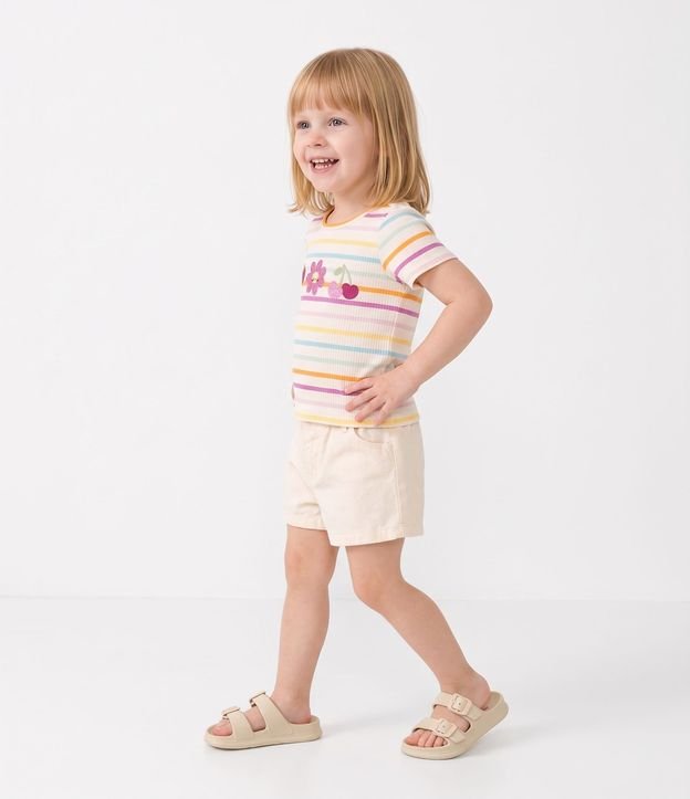 Remera Infantil en Algodón Estampa de Frutillas y Flor - Talle 1 a 6 años 2