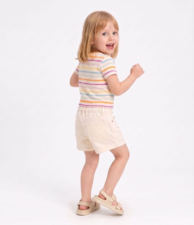 Remera Infantil en Algodón Estampa de Frutillas y Flor - Talle 1 a 6 años 3